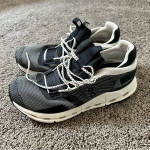 On Cloud Cloudtec shoes